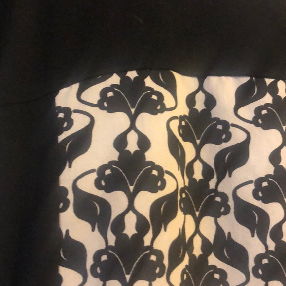 Black and white blouse from Anthropologie Sz M - Picture 5 of 8